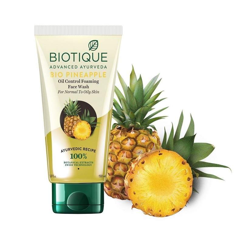 Гель-пенка для умывания для жирной кожи Биотик Био Ананас (Biotique Bio Pineapple Oil control Foaming face wash)