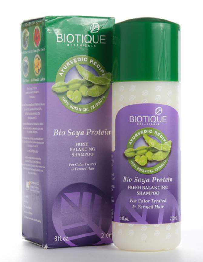 Шампунь для окрашенных волос и волос с химической завивкой Биотик Био Соя (Biotique Bio Soya Protein Fresh Balancing Shampoo)